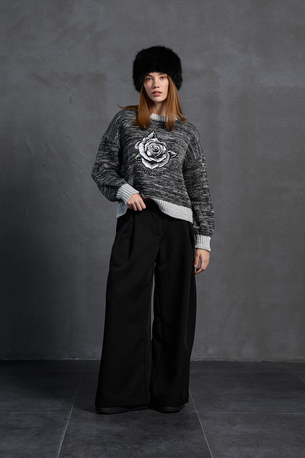 Black Pleated High-waist Trousers 18205