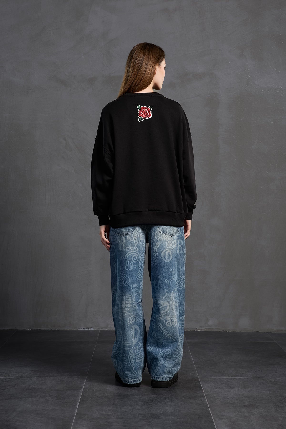 Black Pop-art Printed Oversized Sweatshirt 18216