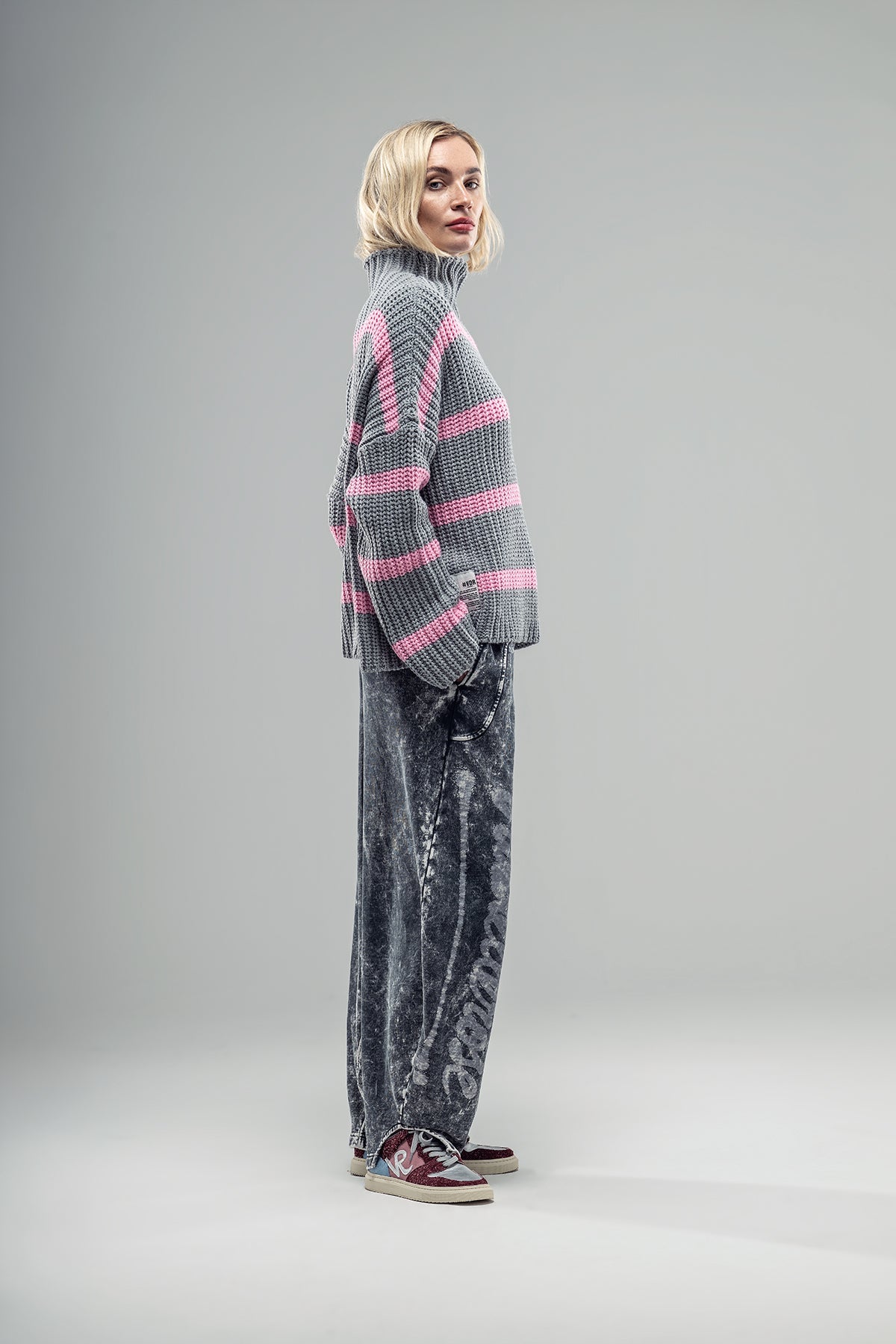 Grey Pink Knit Sweater 20030