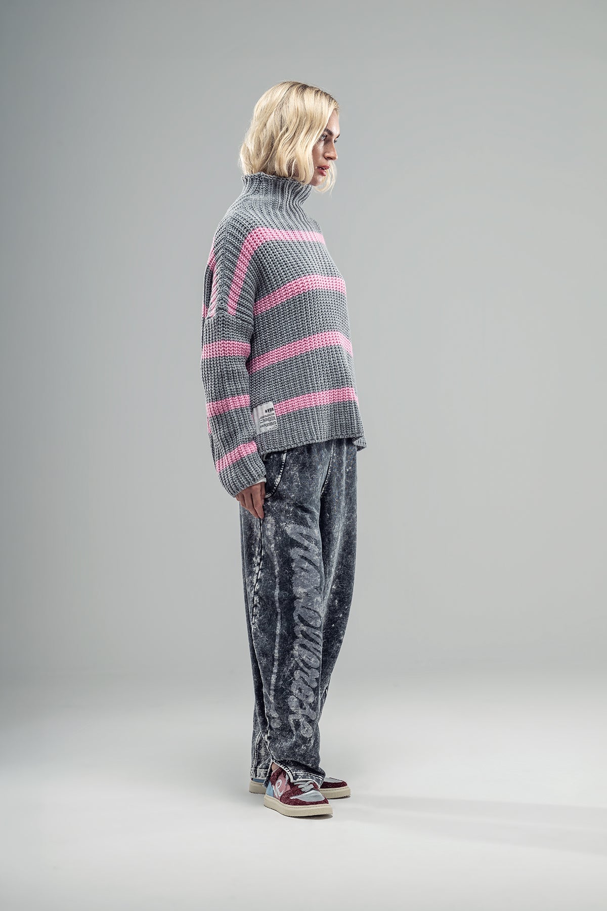 Grey Pink Knit Sweater 20030