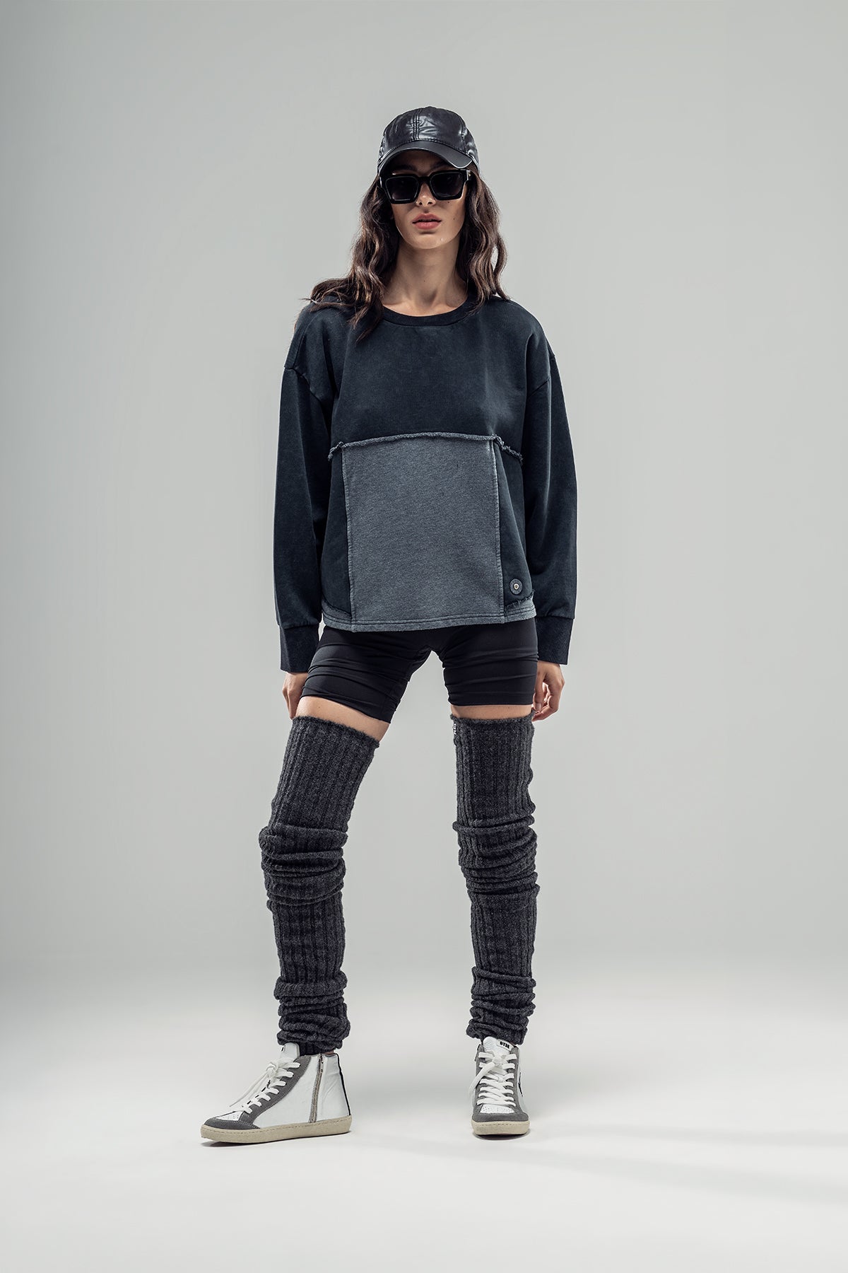 Black Grey Sweatshirt 20097