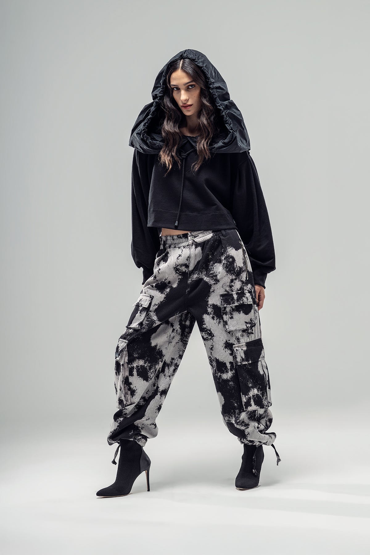 Black Sweatshirt 20248