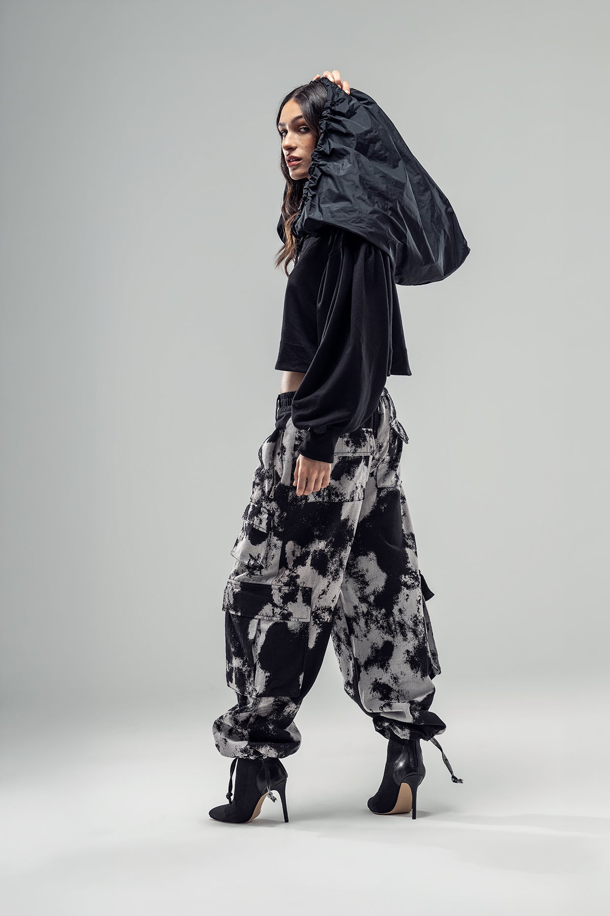 Black Sweatshirt 20248
