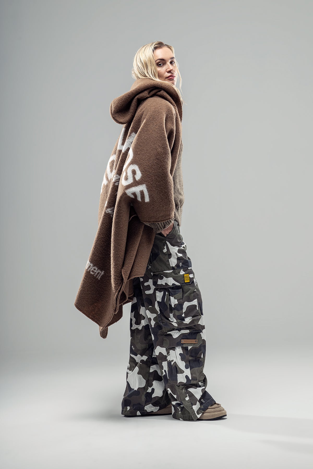 Brown Poncho 20327